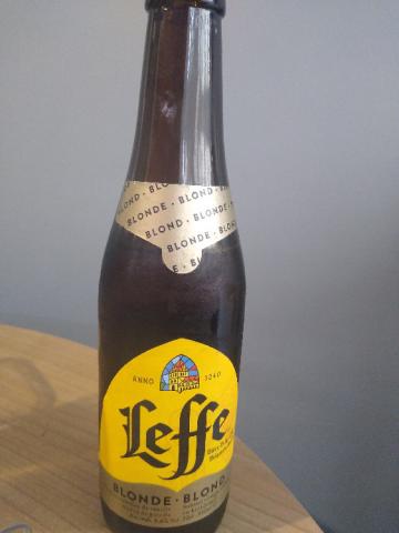 Leffe Blond, Blond bier by Pawis | Hochgeladen von: Pawis