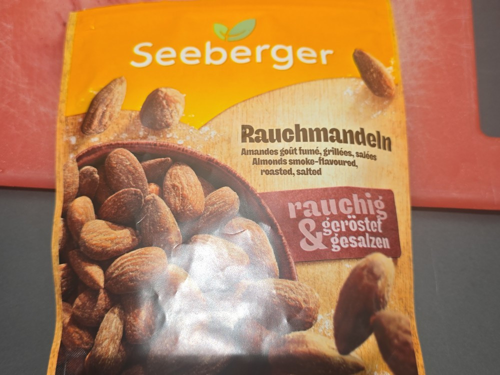 Uploaded by: Paulina B