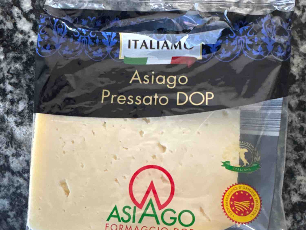 Asiago Pressato D.O.P., Schnittkäse, 44% Fett i. Tr. von saimens | Hochgeladen von: saimens