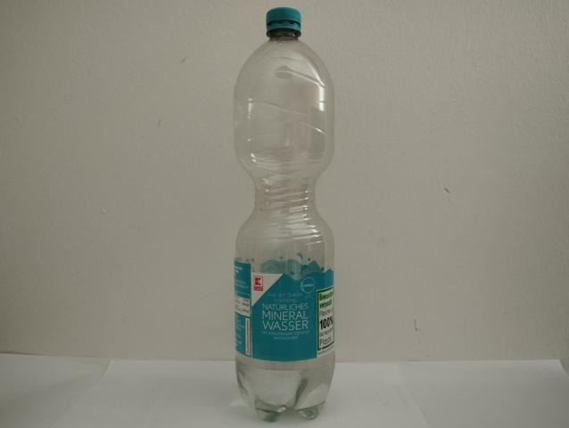 Natürliches Mineralwasser (Noé-Quelle) | Hochgeladen von: micha66/Akens-Flaschenking