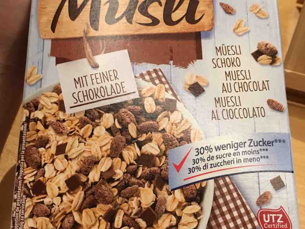 Müsli, Schokolade und Mandeln, zuckerreduziert von roland226 | Hochgeladen von: roland226