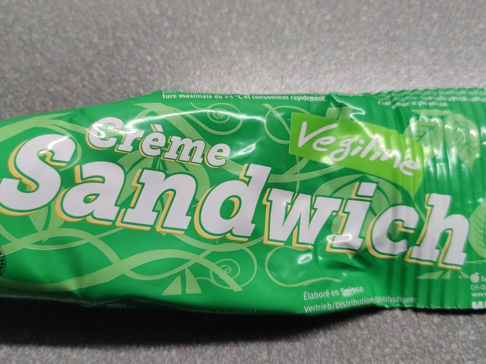 Hochgeladen von: TeetrinkerCH