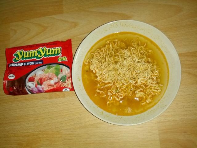 YumYum Instant Nudelsuppe, Shrimp Flavour | Hochgeladen von: johnwoo16