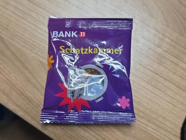 Hochgeladen von: legit8888