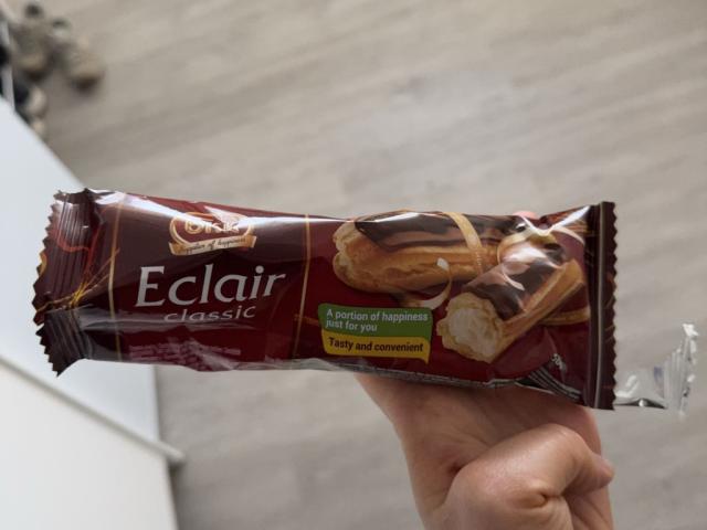 Hochgeladen von: annakolemesi