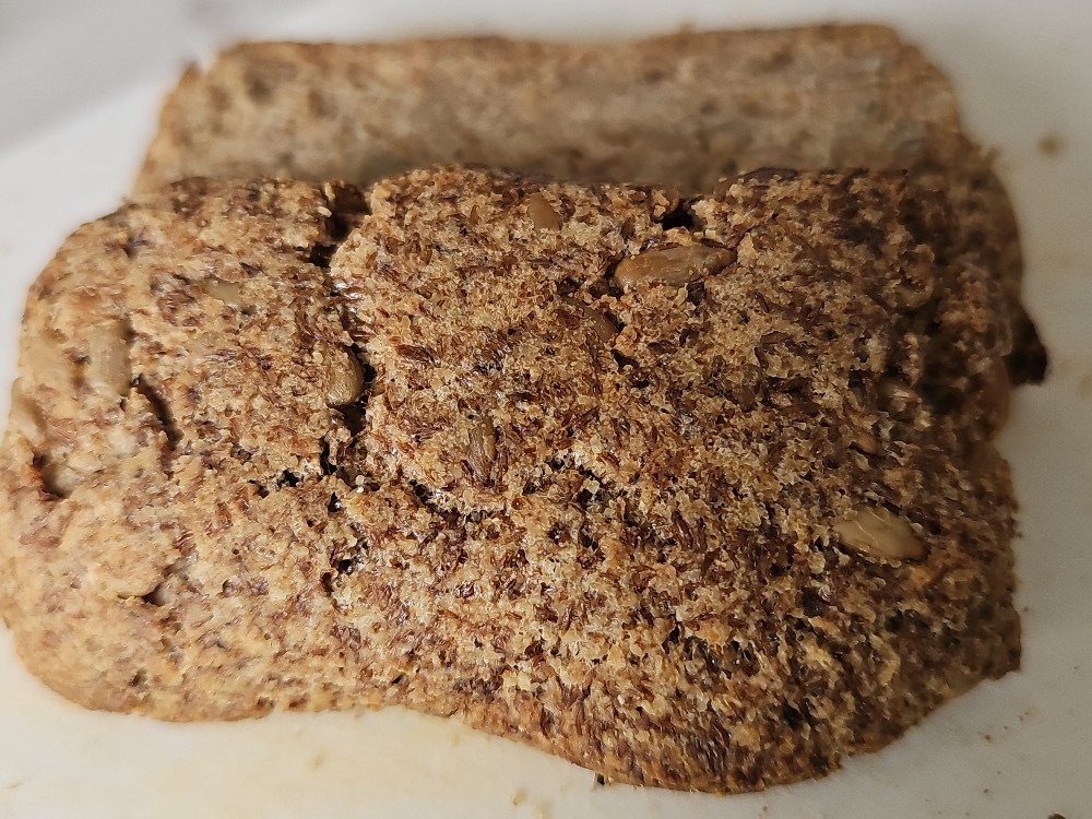 Keto Brot von mellmanek | Hochgeladen von: mellmanek Keto Brot von mellmanek | Hochgeladen von: mellmanek