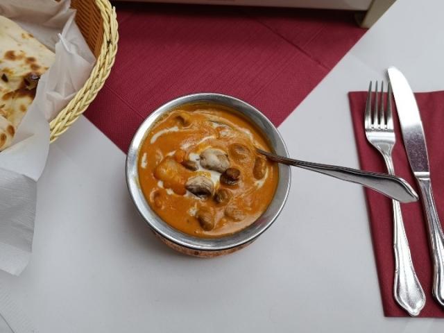 Hochgeladen von: Stella Steinbrenner Hochgeladen von: Stella Steinbrenner