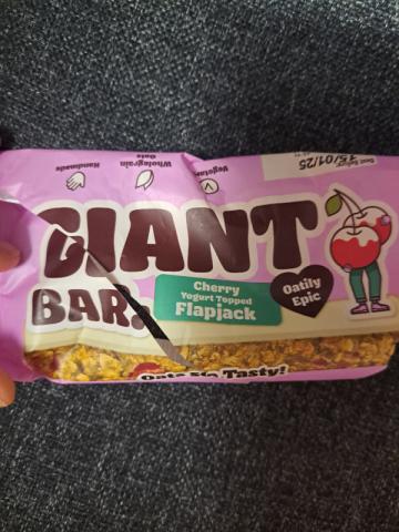 Giant Bar Cherry Yogurt von Itakichan | Hochgeladen von: Itakichan