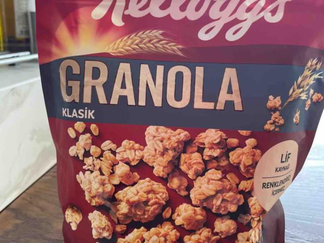 Kelloggs Granola Classic by cinarayla | Uploaded by: cinarayla