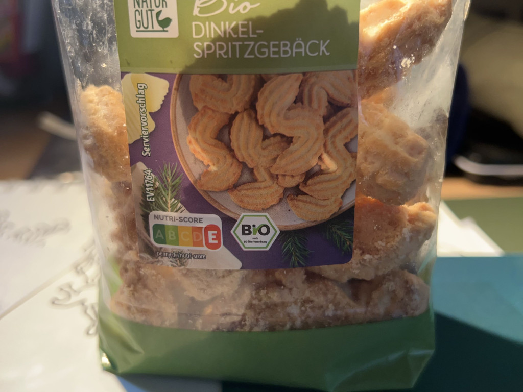 Hochgeladen von: lavlav