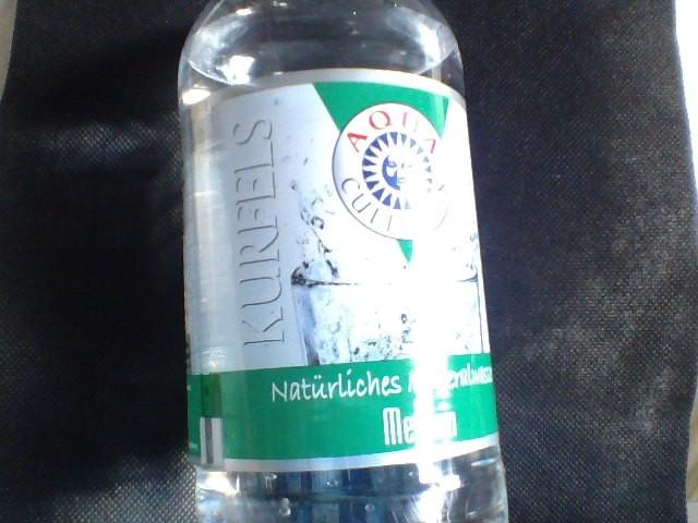 Natürliches Mineralwasser, Medium | Hochgeladen von: Seidenweberin