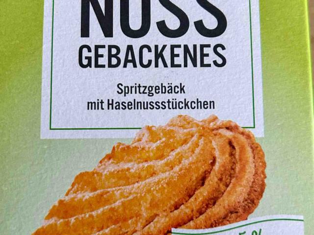 Nuss Gebackenes, Spritzgebäck mit Haselnussstückchen von Keira.4 | Hochgeladen von: Keira.48