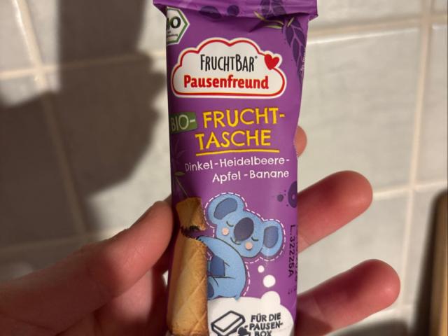 Hochgeladen von: cestmoijola Hochgeladen von: cestmoijola