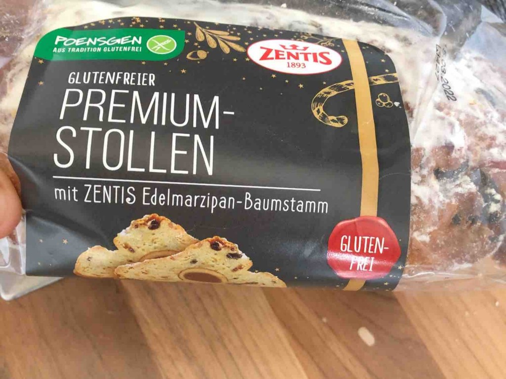 Glutenfreier Premiumstollen, mit Zentis Edelmarzipan-Baumstamm v | Hochgeladen von: TezyX