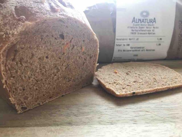 Karottenbrot, Bio - Weizenmischbrot mit Karotten  von nesani | Hochgeladen von: nesani