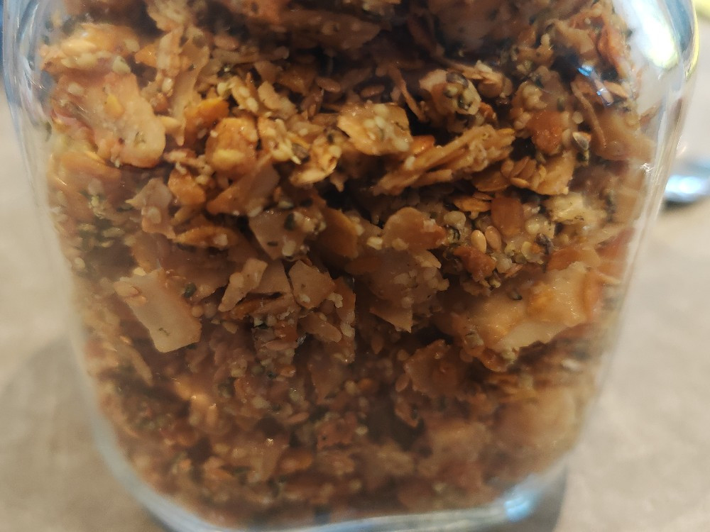 Hochgeladen von: cannabold