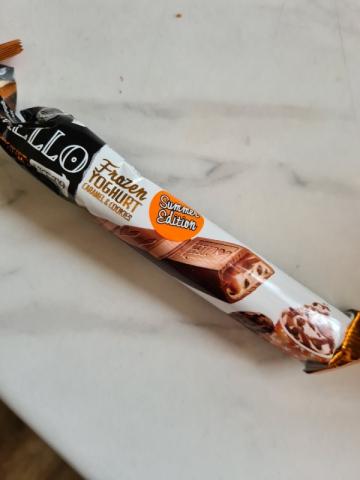 Lindt hello frozen yoghurt caramel & cookies von Julia261014 | Hochgeladen von: Julia261014