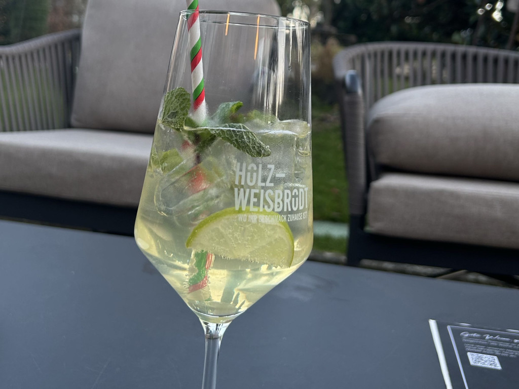 Hochgeladen von: meschwa