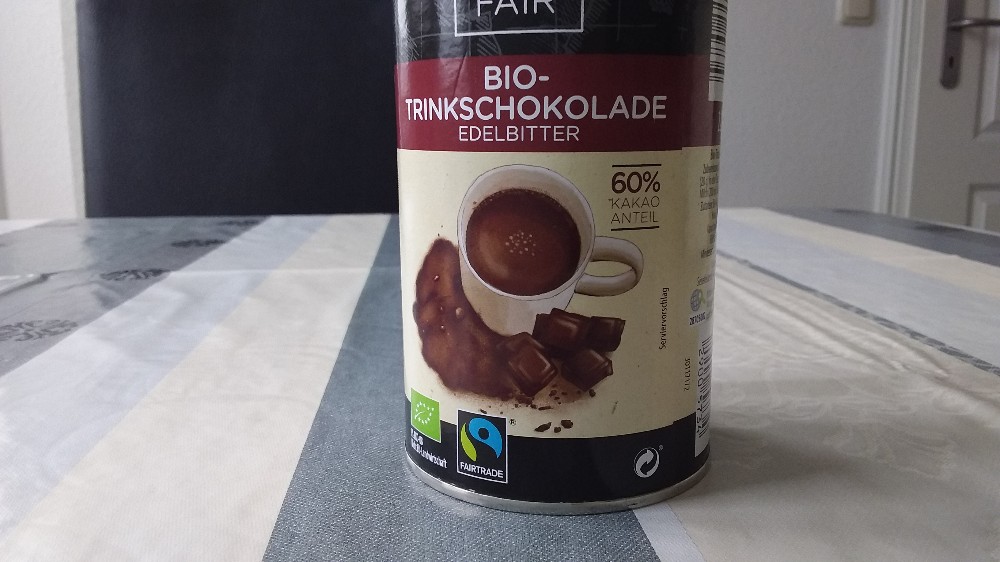 Bio-Trinkschokolade edelbitter, zubereitet mit Milch 1,5% von Ni | Hochgeladen von: Nini53