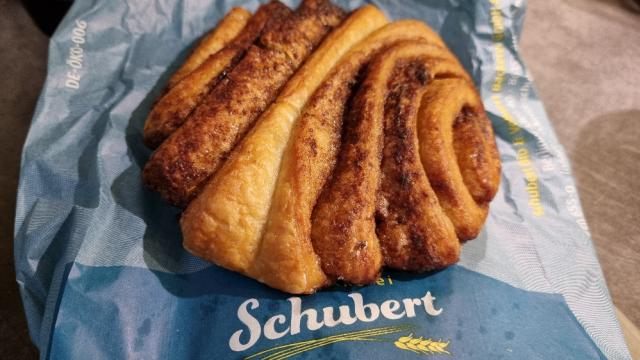 Schubert Dinkel Franzbrötchen von mopspopo | Hochgeladen von: mopspopo