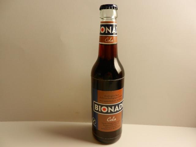 Bionade, Cola | Hochgeladen von: maeuseturm