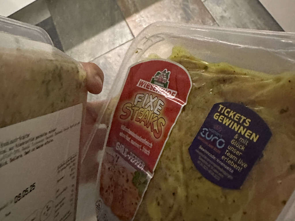 Wiesenhof Fixe Steaks Garlic Pepper von BjoernSchulze | Hochgeladen von: BjoernSchulze Wiesenhof Fixe Steaks Garlic Pepper von BjoernSchulze | Hochgeladen von: BjoernSchulze