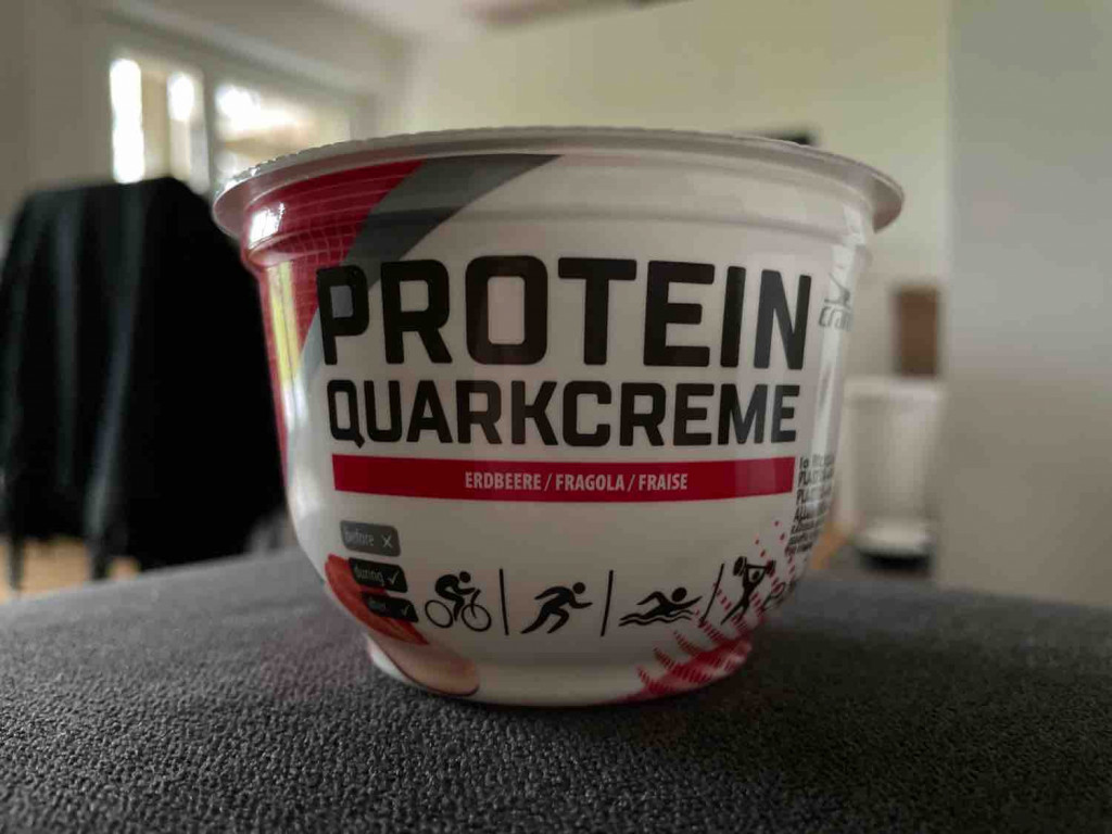 Protein-Quark-Creme (Erdbeere) von Matthew Jones | Hochgeladen von: Matthew Jones