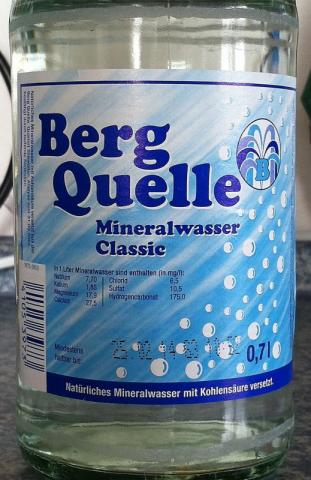 Berg Quelle, Mineralwasser | Hochgeladen von: Grrrrrrrrrr