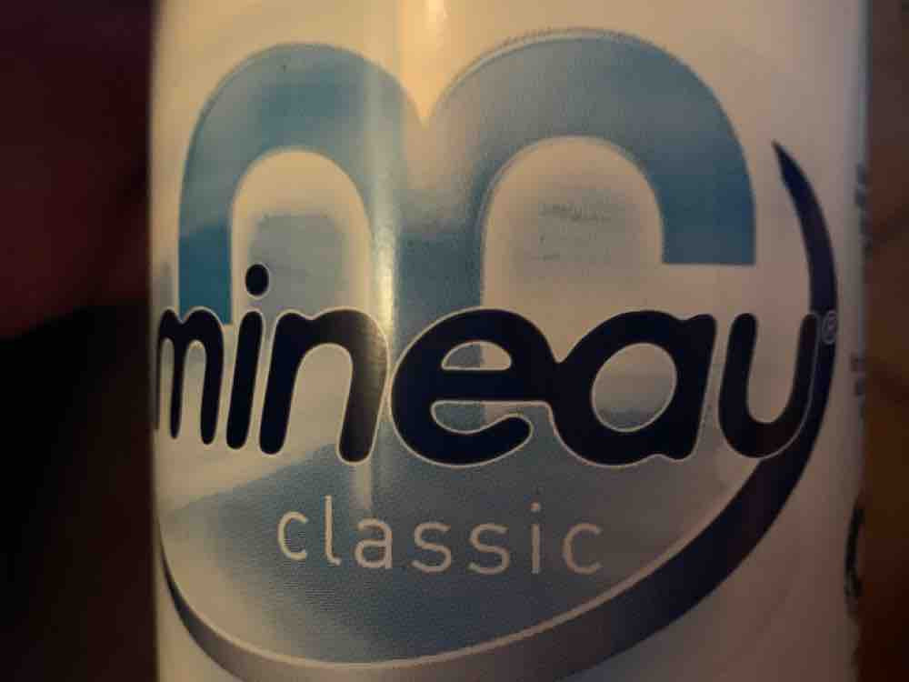Mineau Classic, Natürliches Mineralwasser mit Kohlensäure verset | Hochgeladen von: Andreas112
