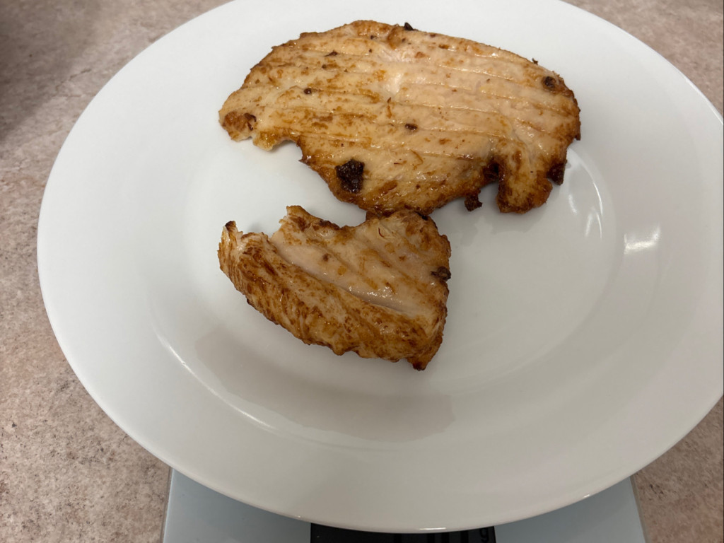 Hähnchen Brustfilet gebraten von Julita76 | Hochgeladen von: Julita76 Hähnchen Brustfilet gebraten von Julita76 | Hochgeladen von: Julita76
