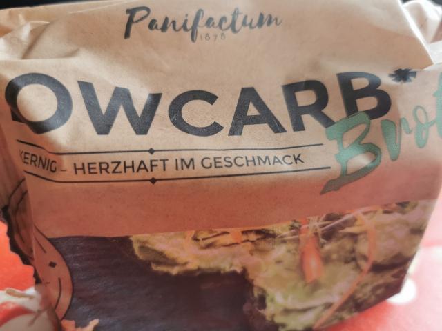 Low Carb Brot, kernig-herzhaft by cannabold | Uploaded by: cannabold