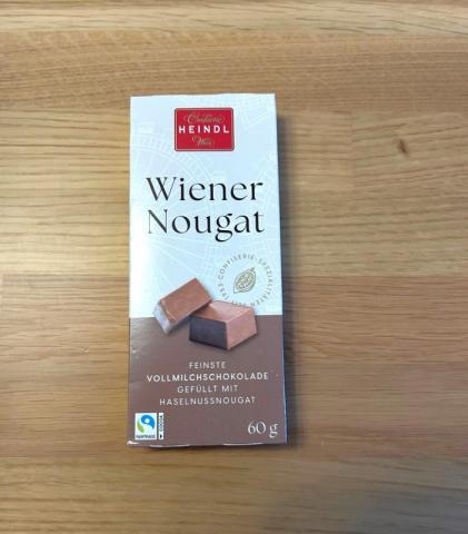 Wiener Nougat (Tafel), Feinste Vollmilchschokolade gefüllt mit H | Hochgeladen von: maus2006