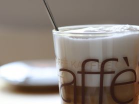 Latte Macchiato - Dinchen, Kaffee mit Milch und Zucker | Hochgeladen von: NadineB