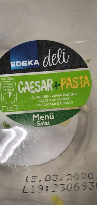Caesar Pasta , Hähnchen-Grana Padano-Salat auf Nudeln mit Caesa  | Hochgeladen von: Marten1990