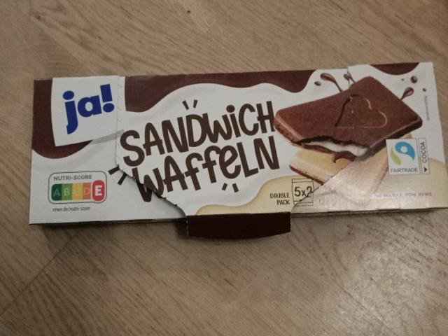 Hochgeladen von: Simona_ Hochgeladen von: Simona_