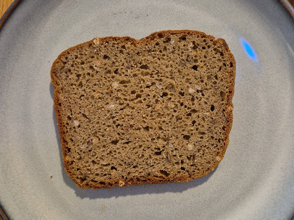 Roggenbrot mit Protein, Buchweizen und Leinsamen von annaschloes | Hochgeladen von: annaschloesser Roggenbrot mit Protein, Buchweizen und Leinsamen von annaschloes | Hochgeladen von: annaschloesser