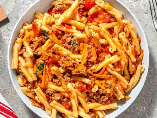 Schnelle Strozzapreti mit käsiger Bolognese, frischen Kräutern u | Hochgeladen von: AndreDD