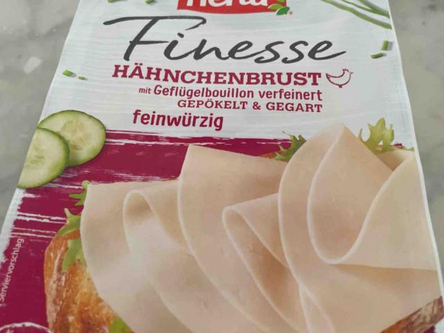 Finesse Hähnchenbrust, mit Geflügelbouillion verfeinert by Kramb | Hochgeladen von: Krambeck