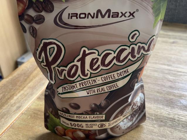 Hochgeladen von: Nadelia83