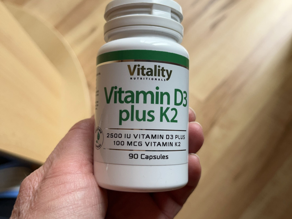 Vitality Vit D3 2500 plus K2 100 mich von BLundMH | Hochgeladen von: BLundMH