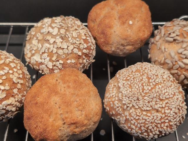 Quark Vollkornbrötchen von jmpatrick5174 | Hochgeladen von: jmpatrick5174 Quark Vollkornbrötchen von jmpatrick5174 | Hochgeladen von: jmpatrick5174