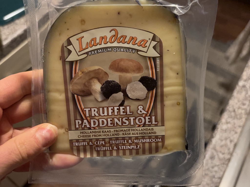 Hochgeladen von: carosro