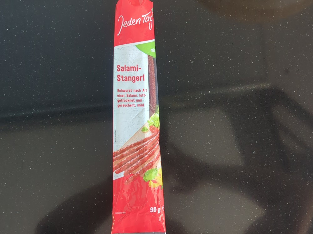 Salami-Stangerl, mild von panti25 | Hochgeladen von: panti25 Salami-Stangerl, mild von panti25 | Hochgeladen von: panti25