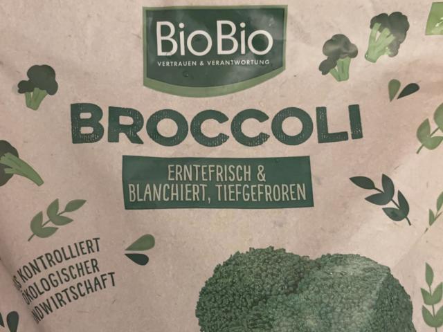 Hochgeladen von: babyn0thing Hochgeladen von: babyn0thing