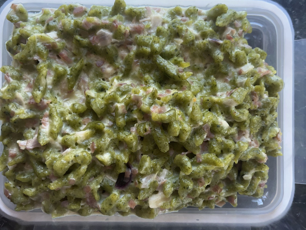 Spinatspätzle mit Schinken-Käse-Sauce, Cookiedoo von Blain | Hochgeladen von: Blain Spinatspätzle mit Schinken-Käse-Sauce, Cookiedoo von Blain | Hochgeladen von: Blain