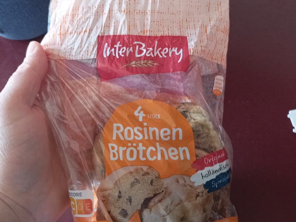 Hochgeladen von: moetreatsia