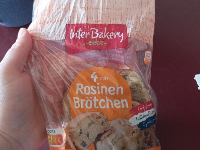 Hochgeladen von: moetreatsia