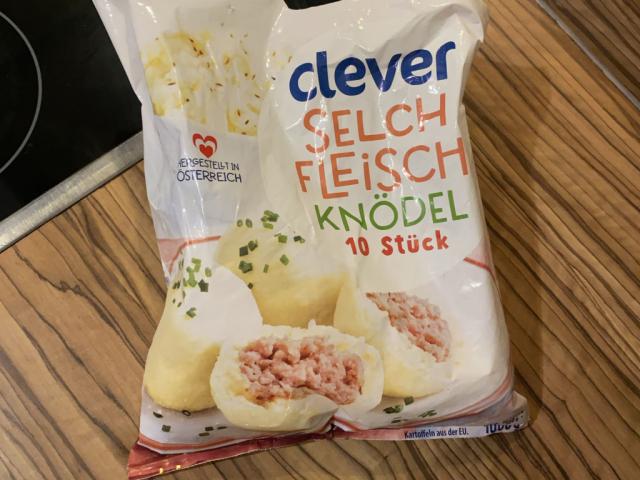 Clever Fleischknödel von Xerpi | Hochgeladen von: Xerpi