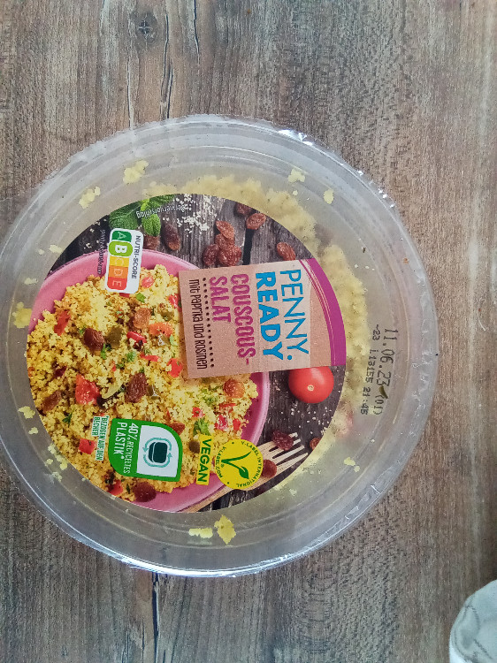 Couscous Salat, mit Paprika & Rosinen von daninoe818 | Hochgeladen von: daninoe818