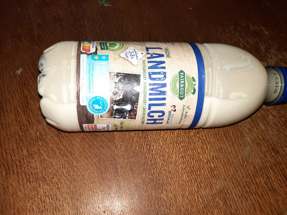 FRISCHE LANDMILCH, 3.8% Fett von KA-TI-KA | Hochgeladen von: KA-TI-KA